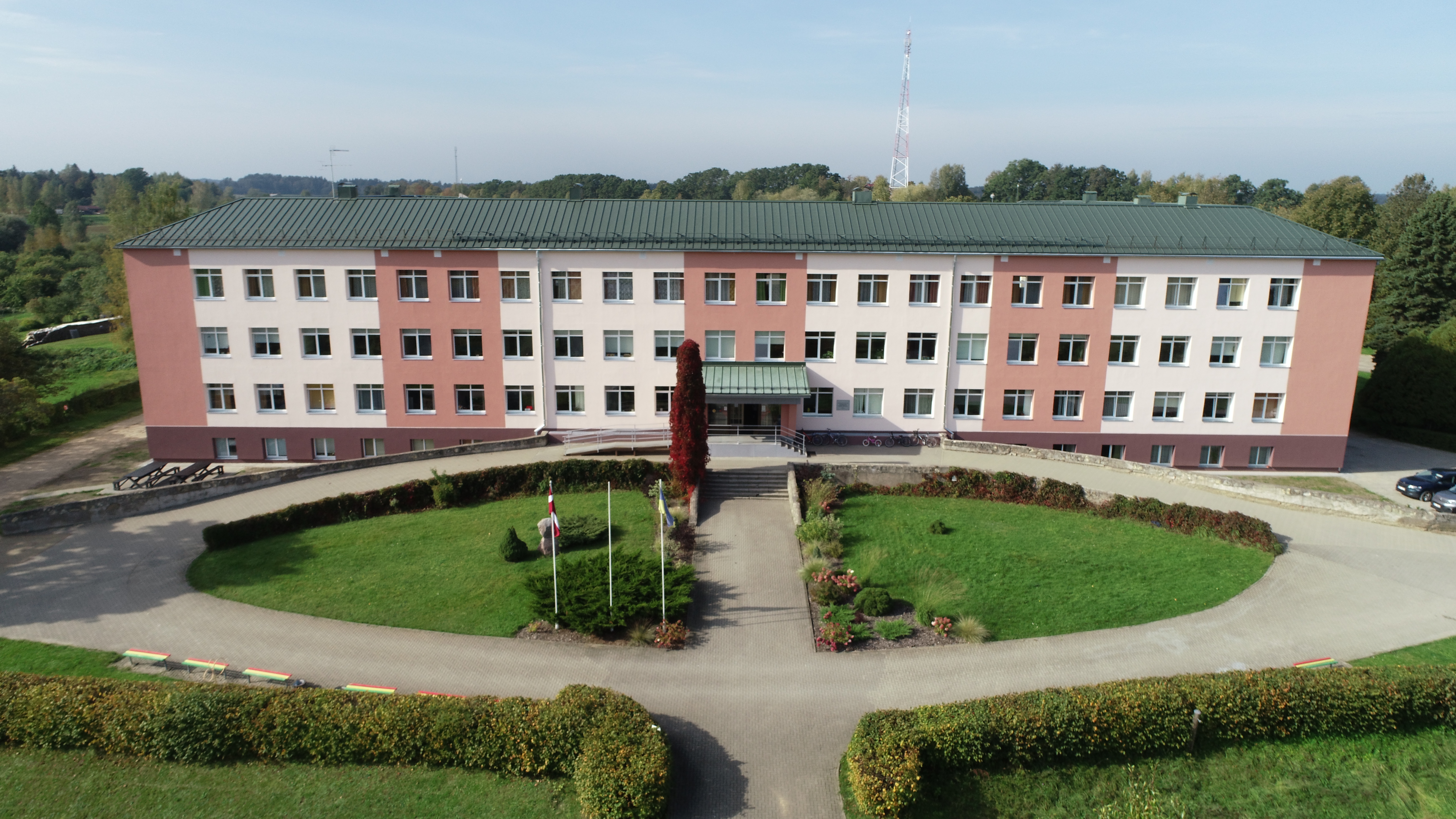 Aleksandra Bieziņa Raiskuma pamatskolas ēkas fasādes atjaunošana